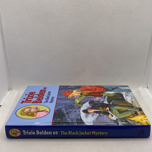Trixie Belden Books: The Black Jacket Mystery & The Marshland Mystery Hardcovers - Picture 3 of 16
